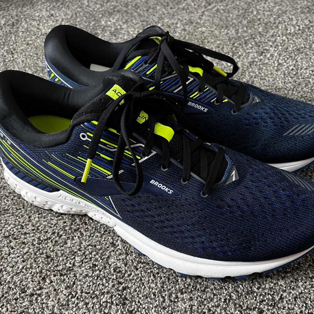 Brooks Adrenaline GTS 19 Men's Running 'Nightlife' 1102941D069 - Size 14